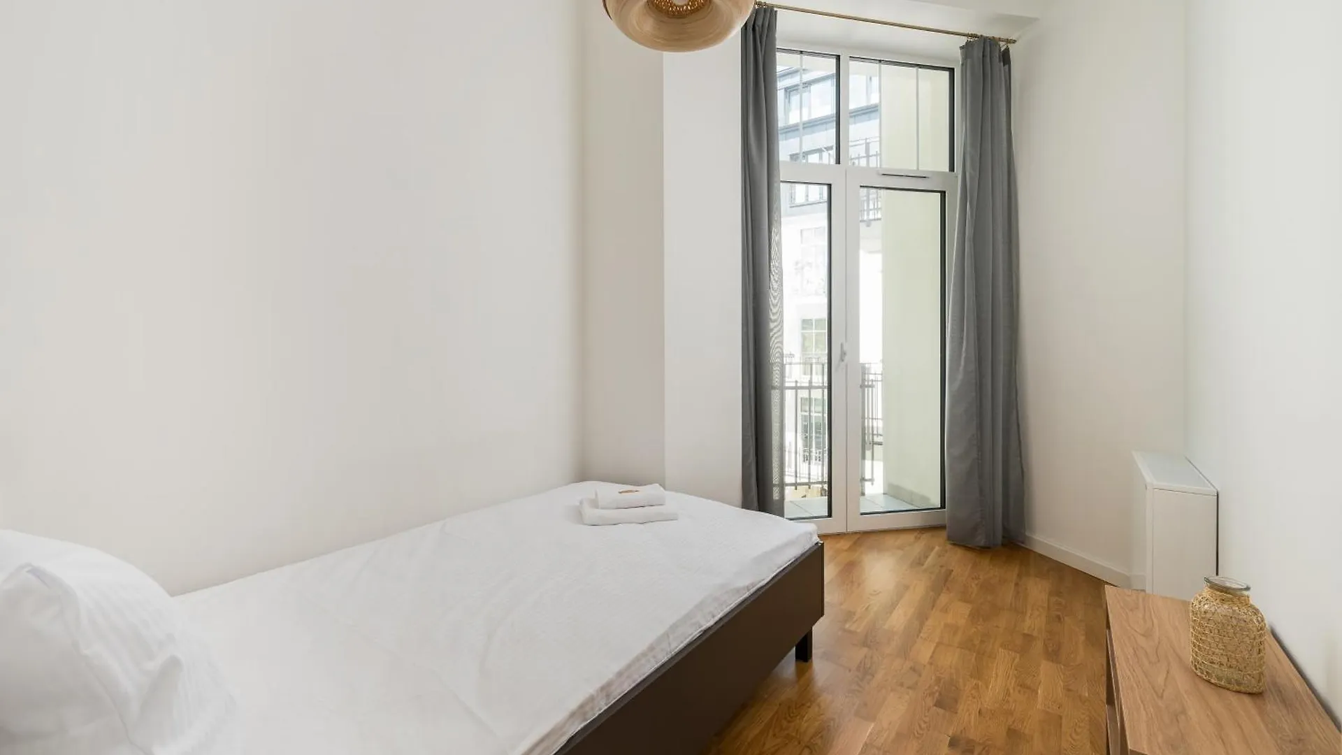 Wilcza City Centre Deluxe Apartment Варшава 0*,  Польша